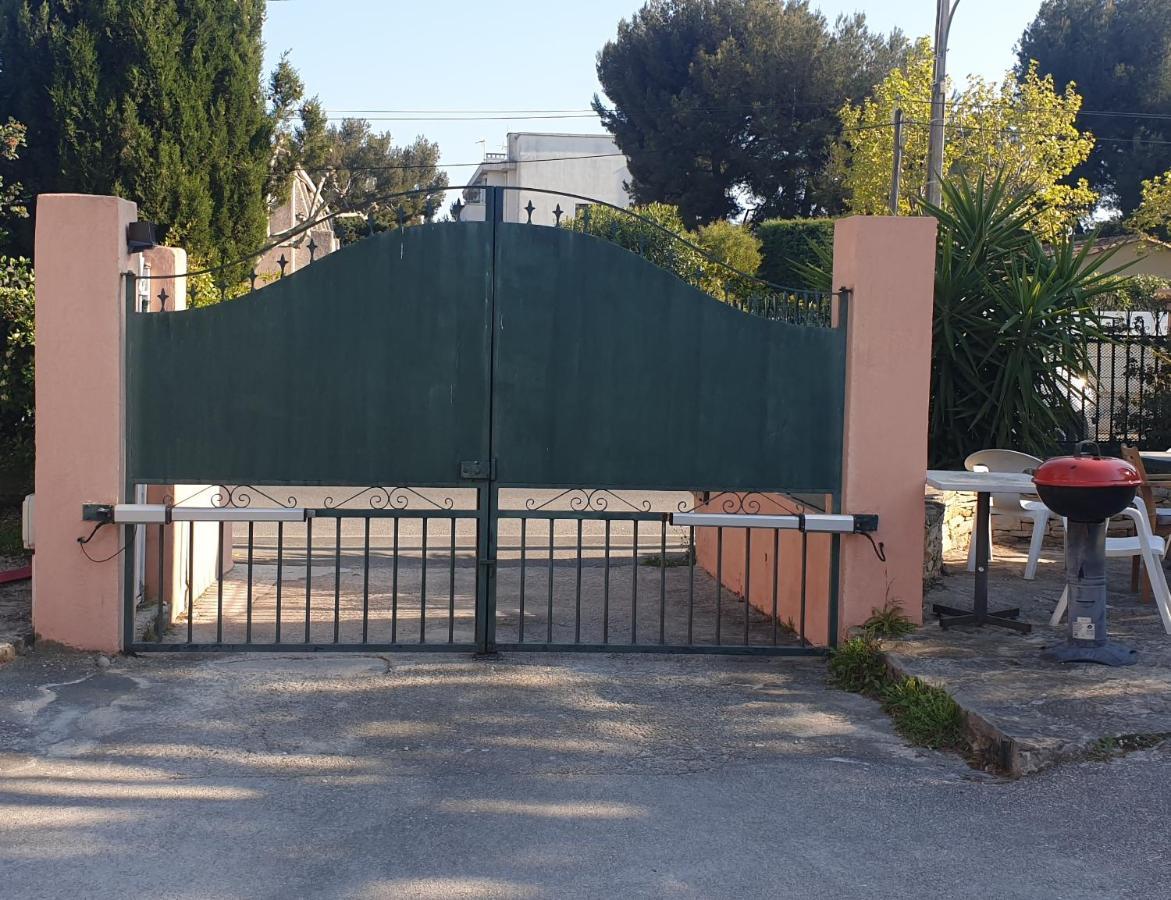 Les Vagues Bleues Apartment La Ciotat Exterior photo